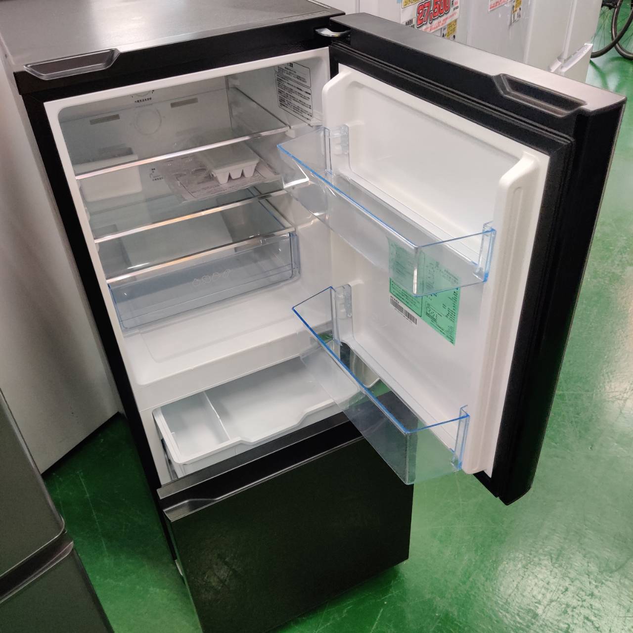 Hisense (ハイセンス) 2022年製 135L 2ドア 冷凍冷蔵庫 HR-G13C 販売中