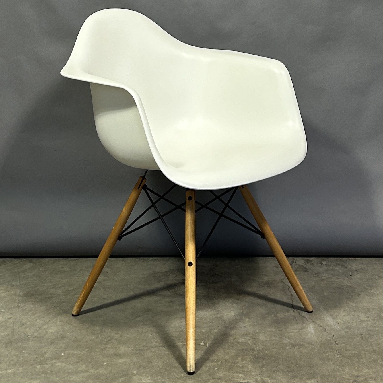 VITRA DAW Eames Plastic Armchair White 1216 - Allard Office Furniture