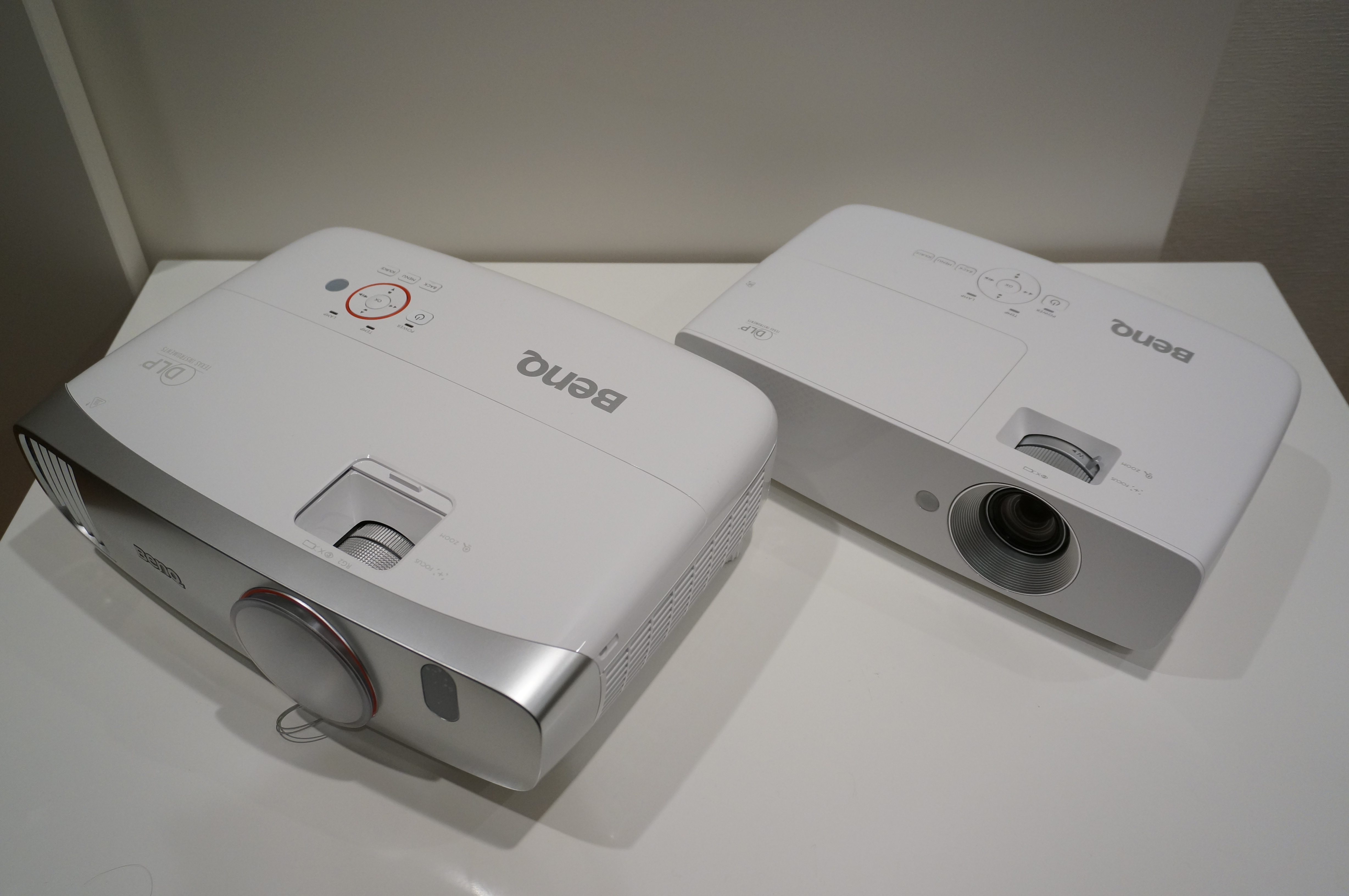 Huluが「映画」になる100インチスクリーンの臨場感。BenQのホーム