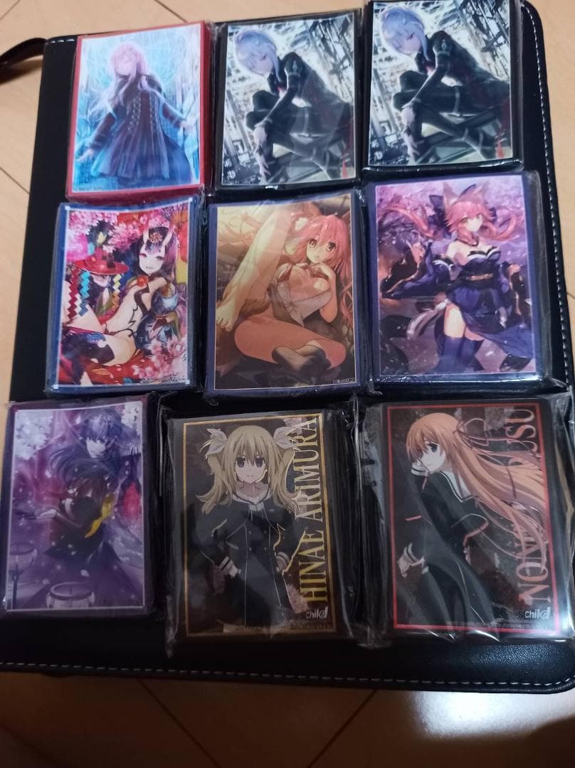 キャラクタースリーブ まとめ売り - メルカリ